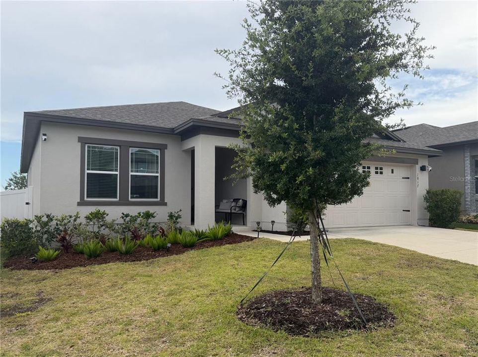 For Sale: $499,900 (4 beds, 2 baths, 1883 Square Feet)