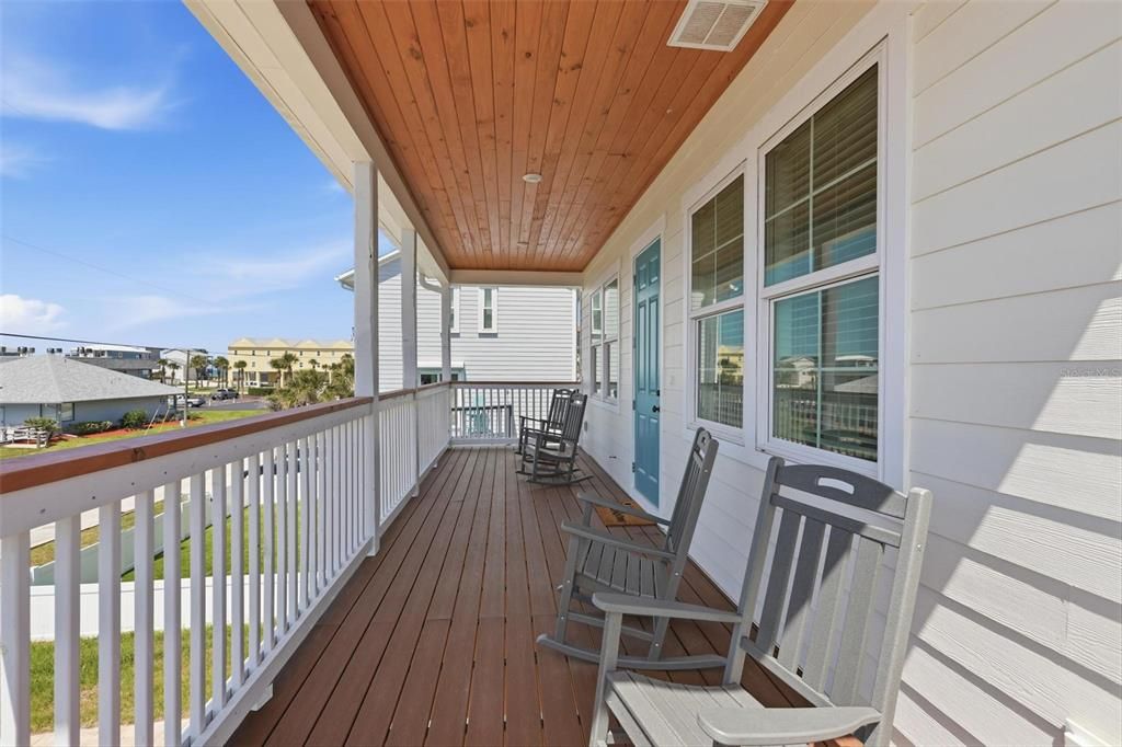 For Sale: $1,199,999 (3 beds, 2 baths, 1588 Square Feet)
