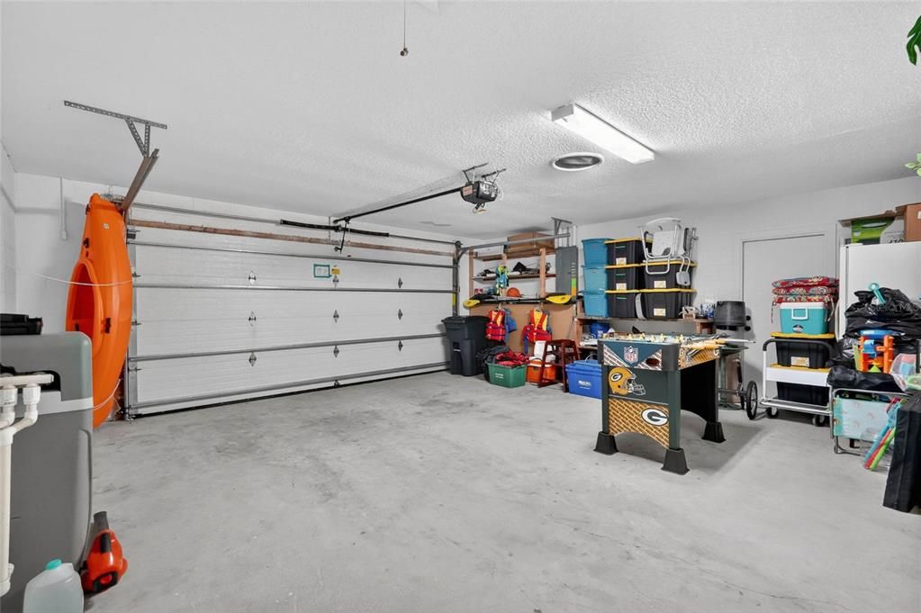 For Sale: $385,000 (3 beds, 2 baths, 2123 Square Feet)