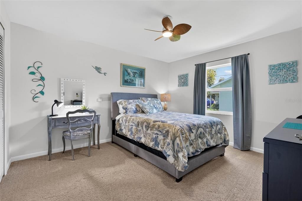 For Sale: $385,000 (3 beds, 2 baths, 2123 Square Feet)