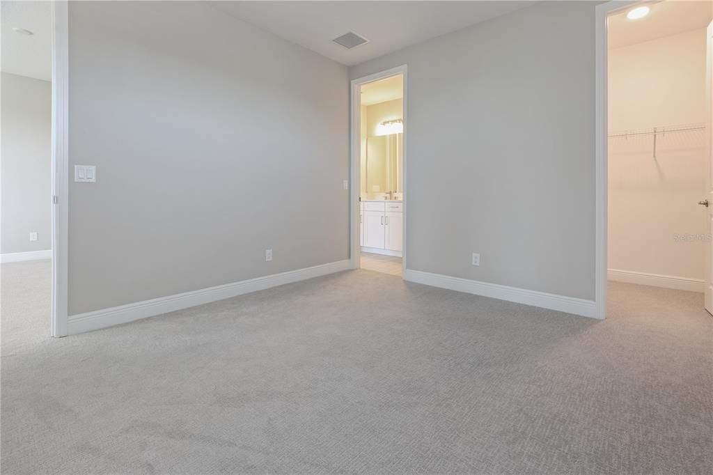 В аренду: $4,900 (4 спален, 4 ванн, 3282 Квадратных фут)
