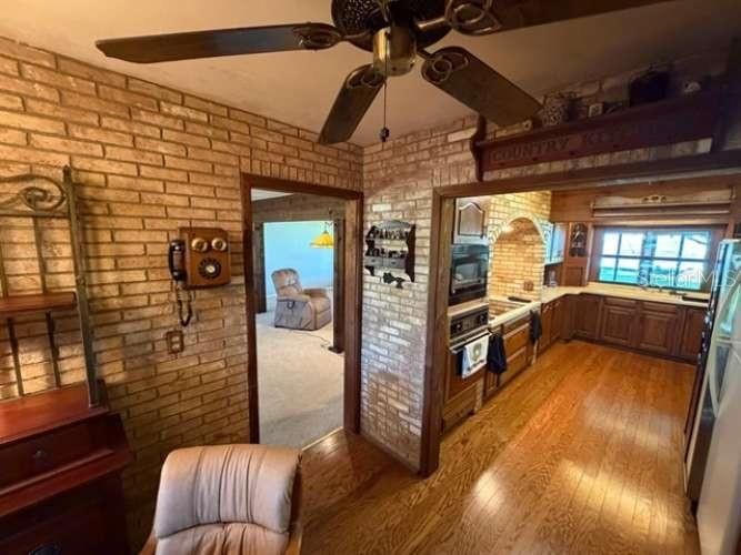 En Venta: $674,900 (4 camas, 3 baños, 3269 Pies cuadrados)
