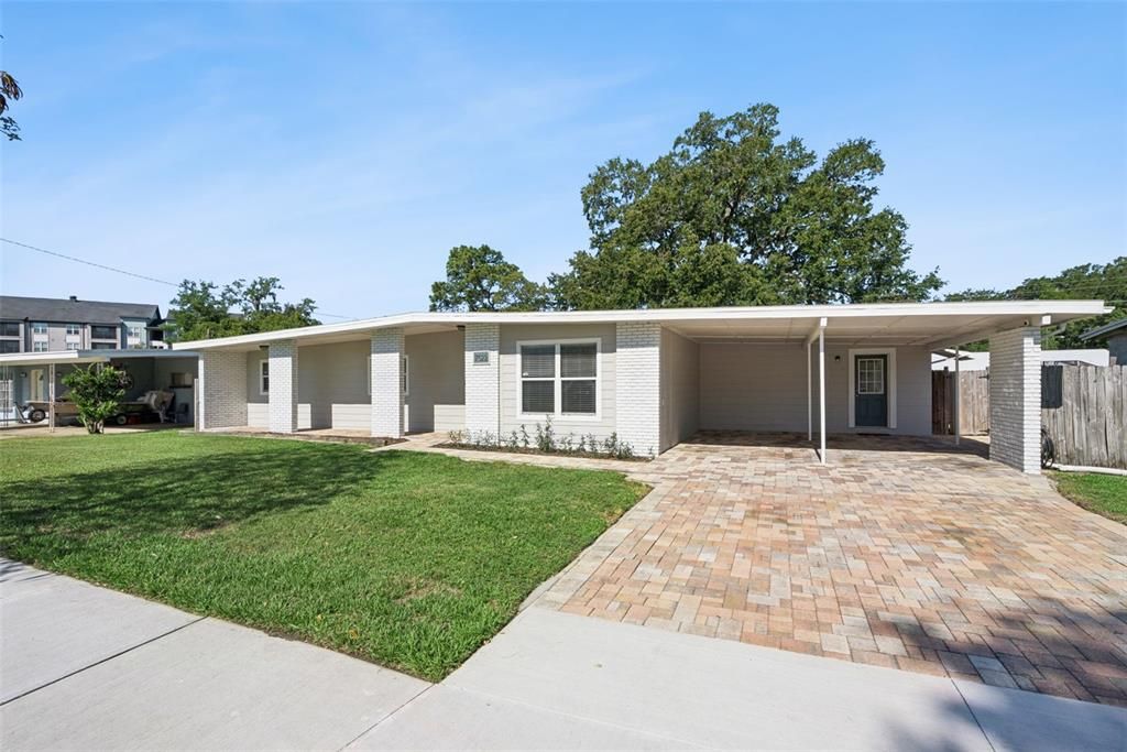 For Sale: $348,000 (3 beds, 2 baths, 1386 Square Feet)