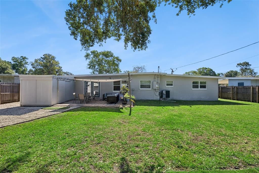 For Sale: $348,000 (3 beds, 2 baths, 1386 Square Feet)