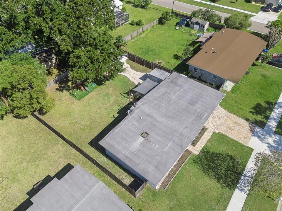For Sale: $348,000 (3 beds, 2 baths, 1386 Square Feet)