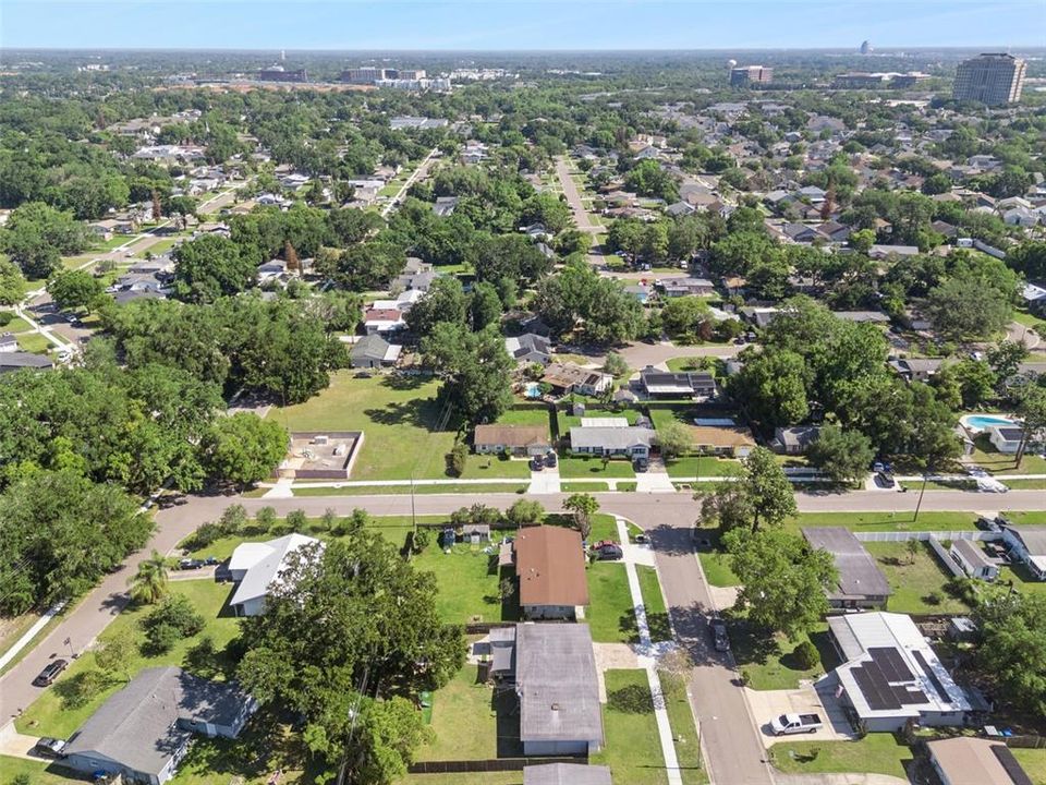 For Sale: $348,000 (3 beds, 2 baths, 1386 Square Feet)