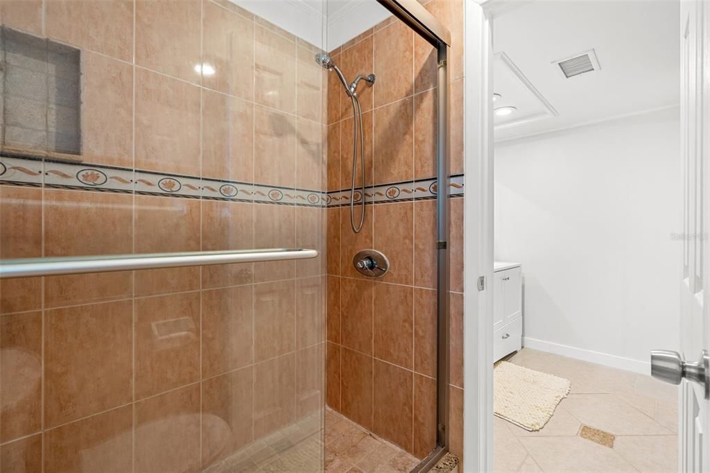 На продажу: $849,000 (4 спален, 3 ванн, 2610 Квадратных фут)