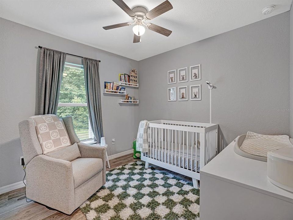 For Sale: $399,900 (3 beds, 2 baths, 1385 Square Feet)