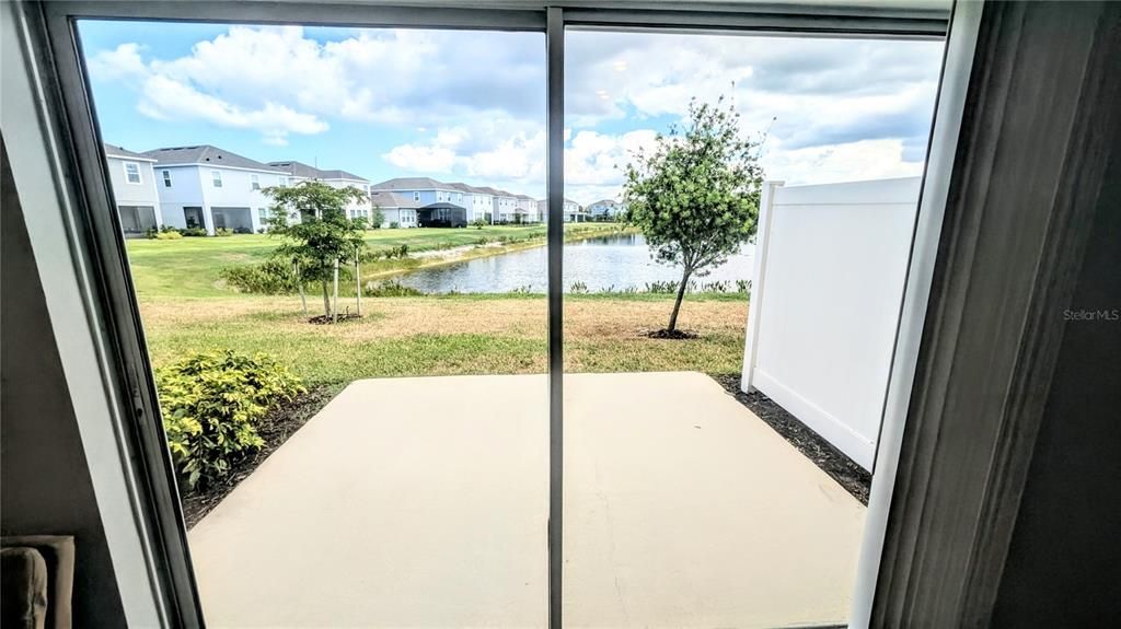 For Rent: $2,350 (3 beds, 2 baths, 1373 Square Feet)