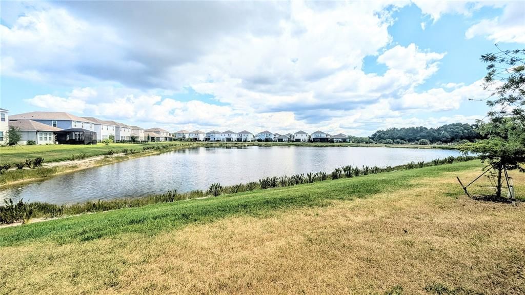 For Rent: $2,350 (3 beds, 2 baths, 1373 Square Feet)