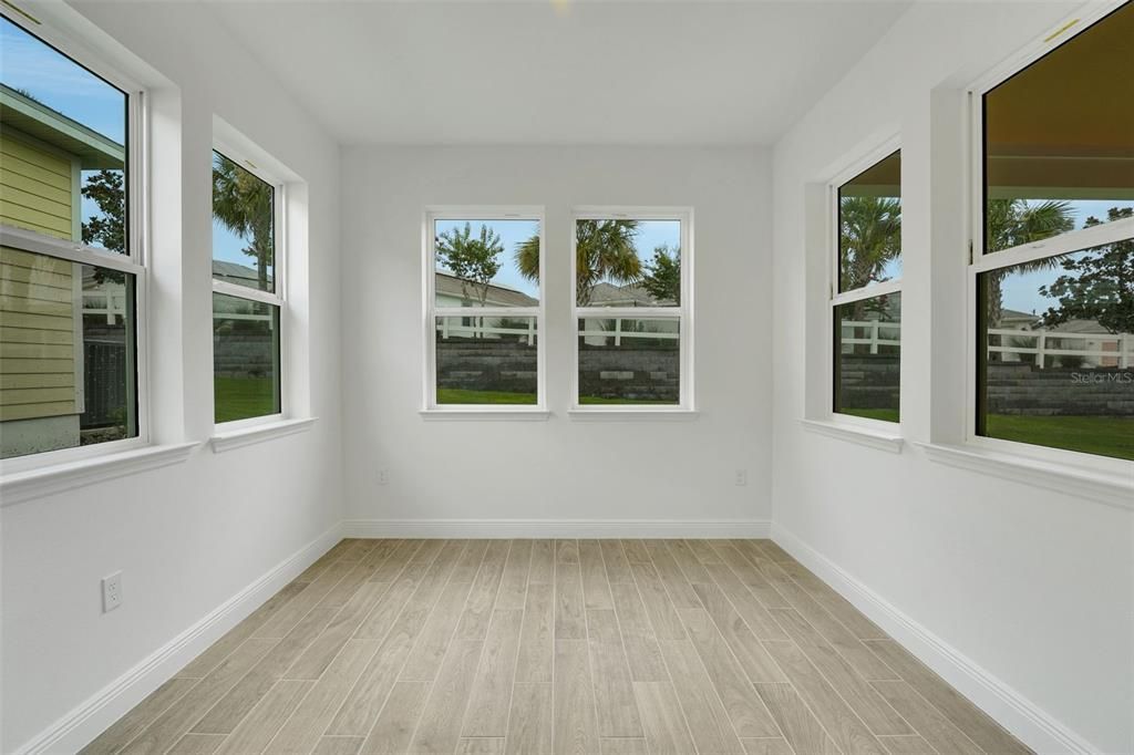 Activo con contrato: $319,990 (2 camas, 2 baños, 1812 Pies cuadrados)