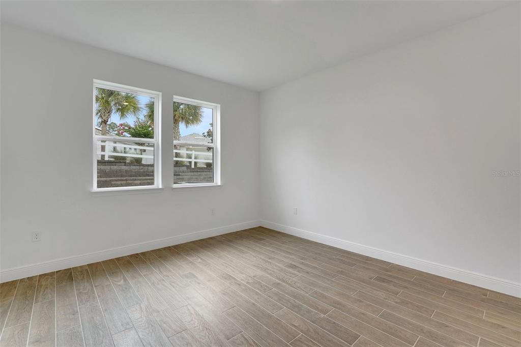 Activo con contrato: $319,990 (2 camas, 2 baños, 1812 Pies cuadrados)