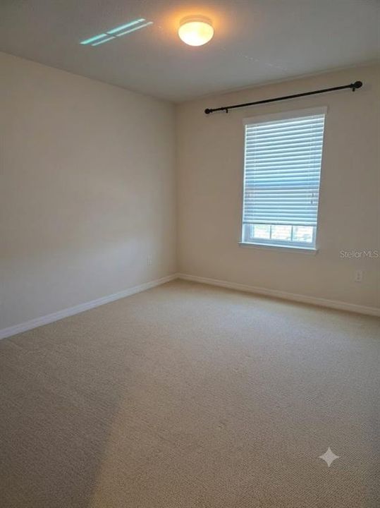 En Venta: $385,000 (3 camas, 2 baños, 2660 Pies cuadrados)