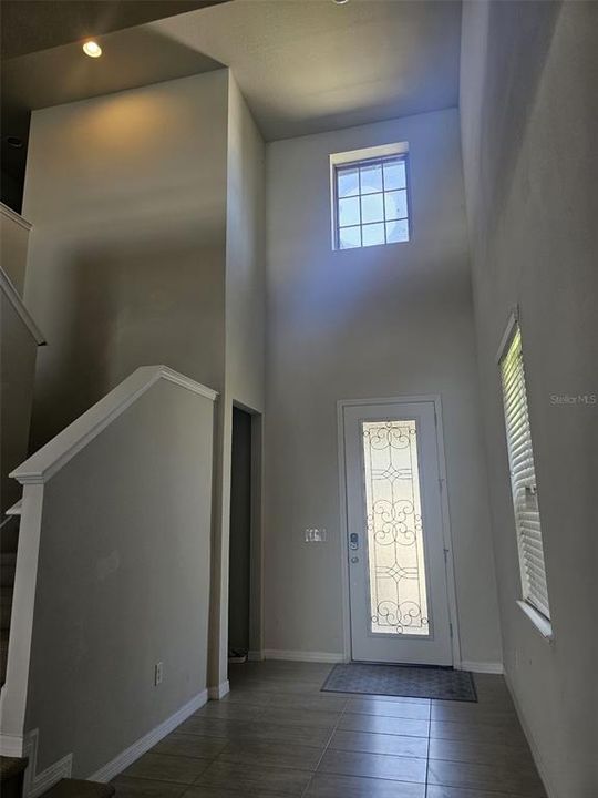 En Venta: $385,000 (3 camas, 2 baños, 2660 Pies cuadrados)