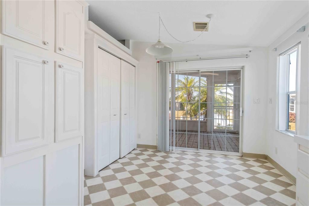 En Venta: $189,900 (2 camas, 2 baños, 1368 Pies cuadrados)