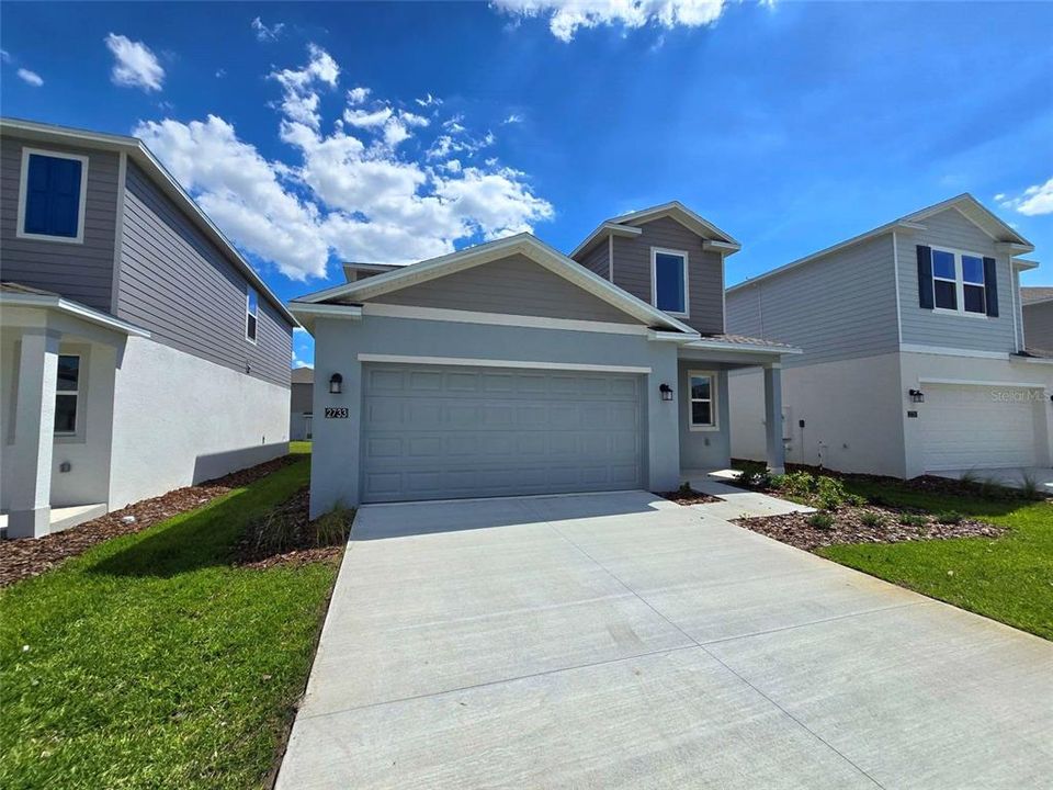 For Rent: $2,400 (5 beds, 2 baths, 2326 Square Feet)