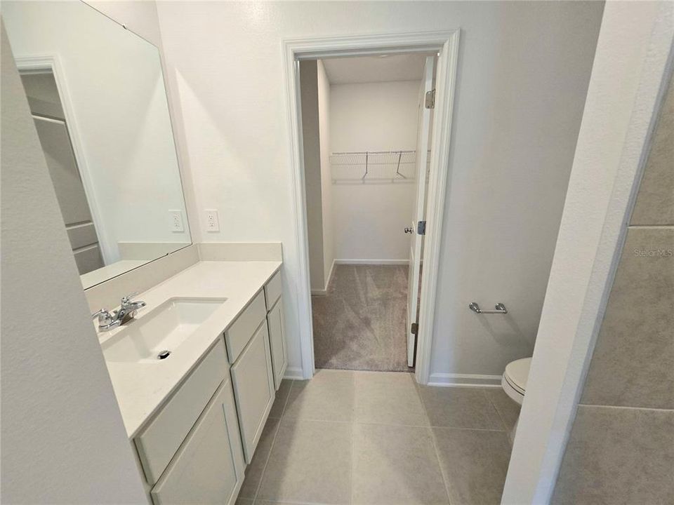 For Rent: $2,400 (5 beds, 2 baths, 2326 Square Feet)