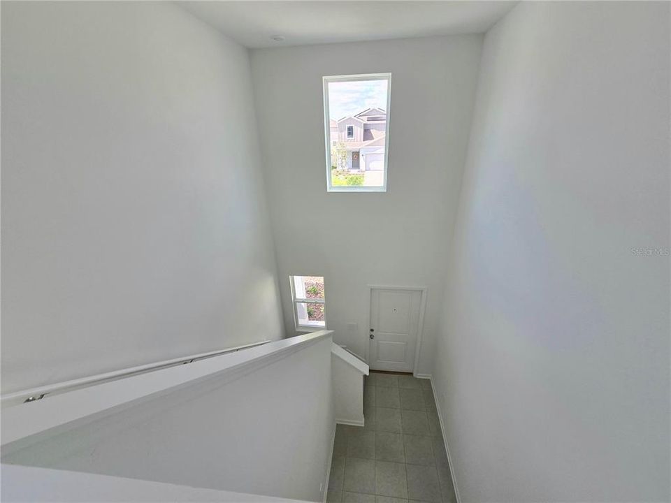 For Rent: $2,400 (5 beds, 2 baths, 2326 Square Feet)