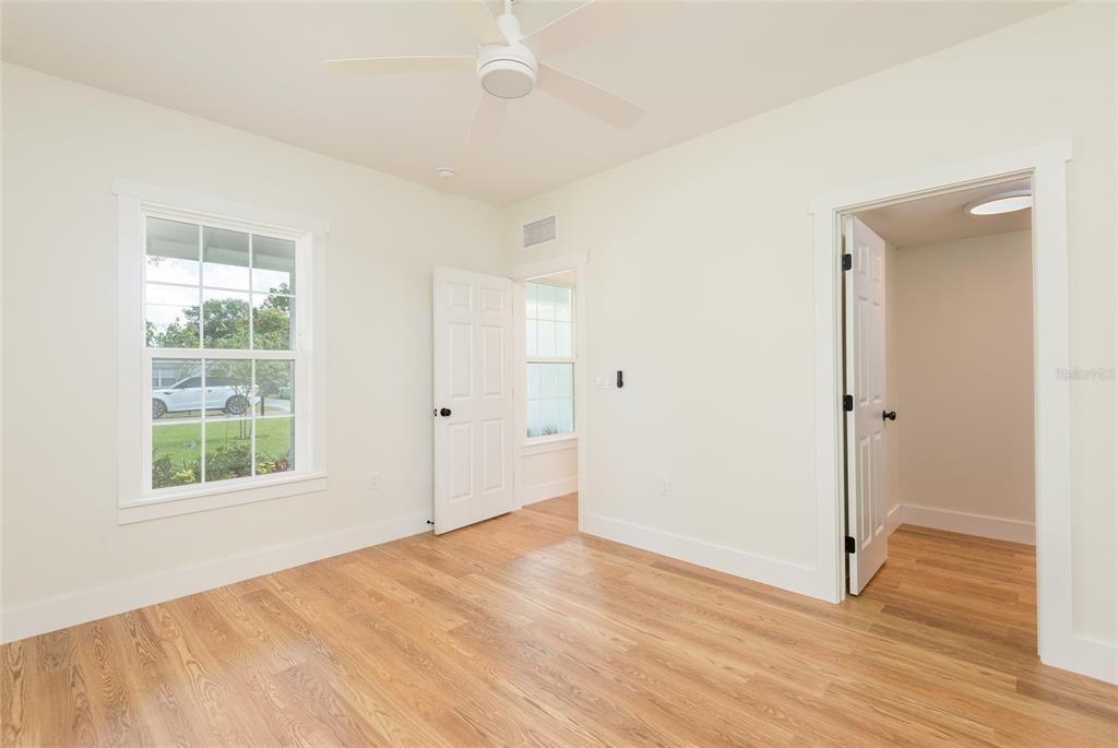 For Sale: $1,250,000 (5 beds, 4 baths, 3606 Square Feet)