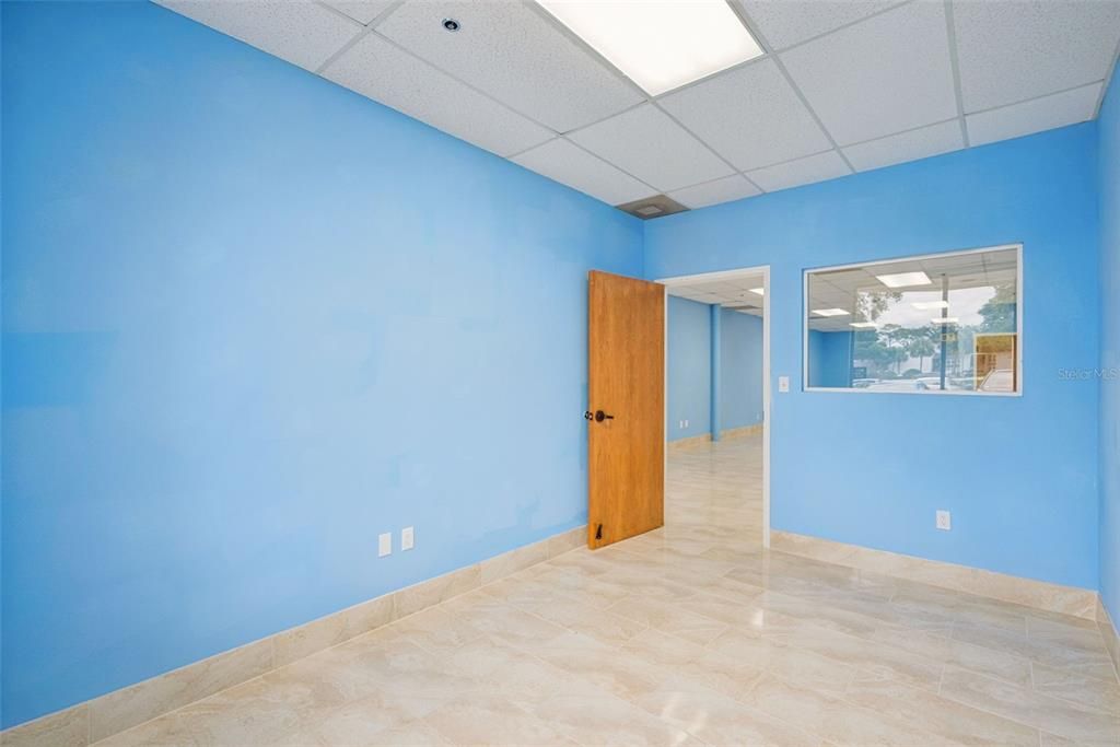 For Sale: $373,000 (0 beds, 0 baths, 1454 Square Feet)