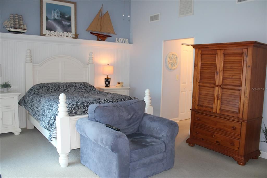For Rent: $3,000 (2 beds, 2 baths, 1565 Square Feet)
