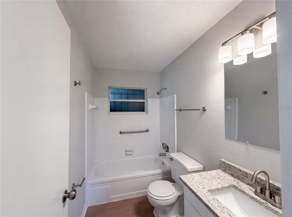 En Venta: $232,000 (2 camas, 2 baños, 1275 Pies cuadrados)