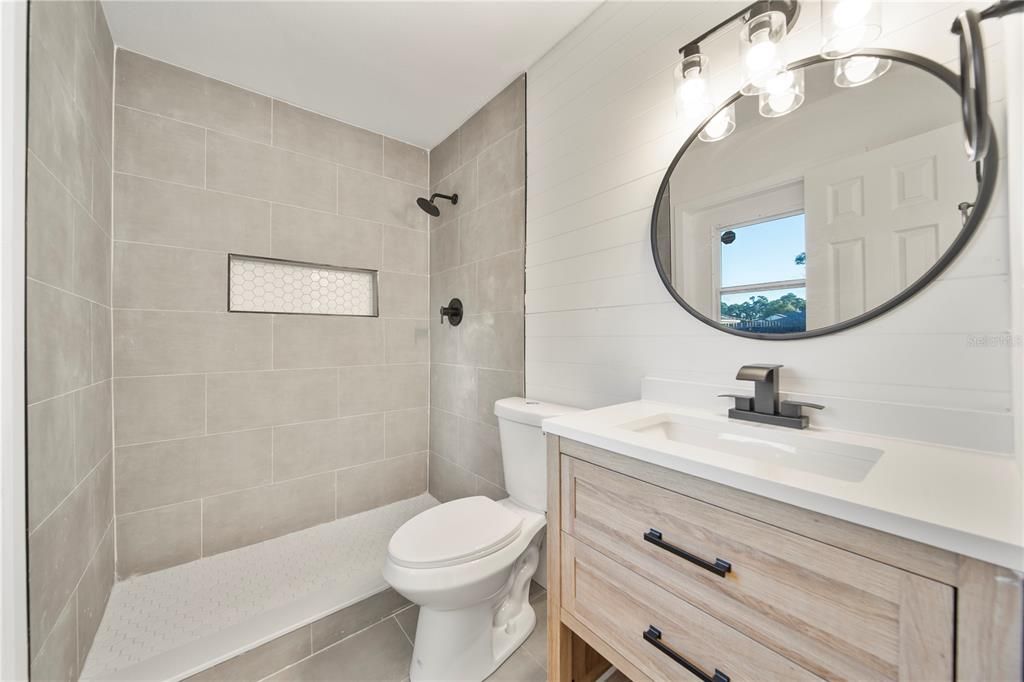 For Rent: $1,900 (3 beds, 2 baths, 1263 Square Feet)