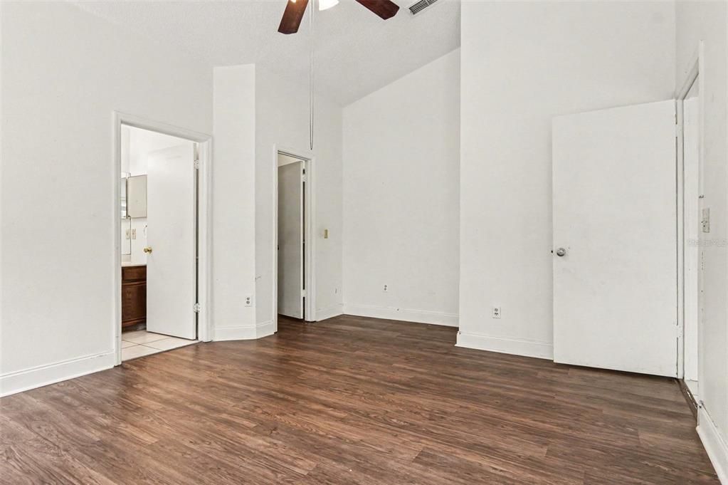 En Venta: $275,000 (3 camas, 2 baños, 1421 Pies cuadrados)