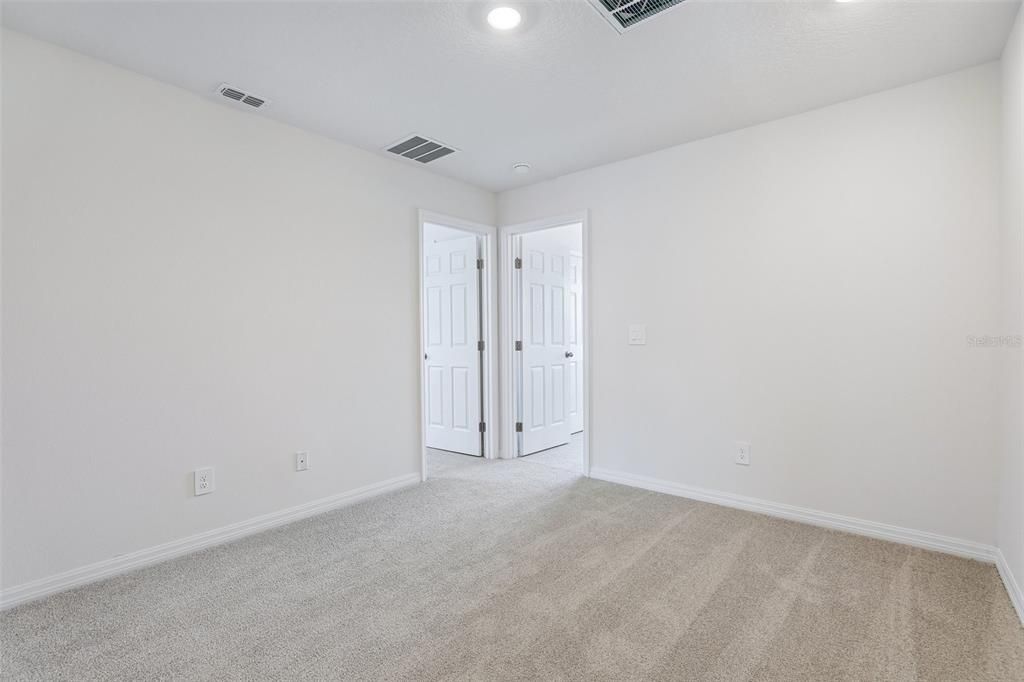 For Sale: $329,999 (3 beds, 2 baths, 1808 Square Feet)