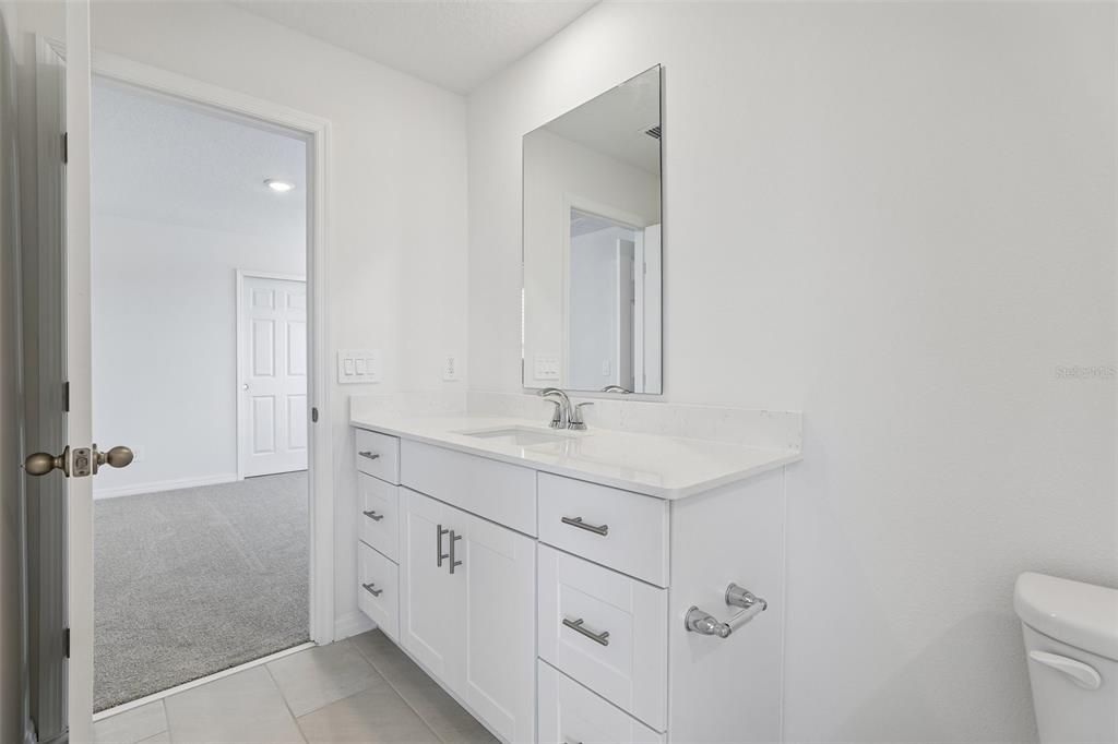For Sale: $329,999 (3 beds, 2 baths, 1808 Square Feet)