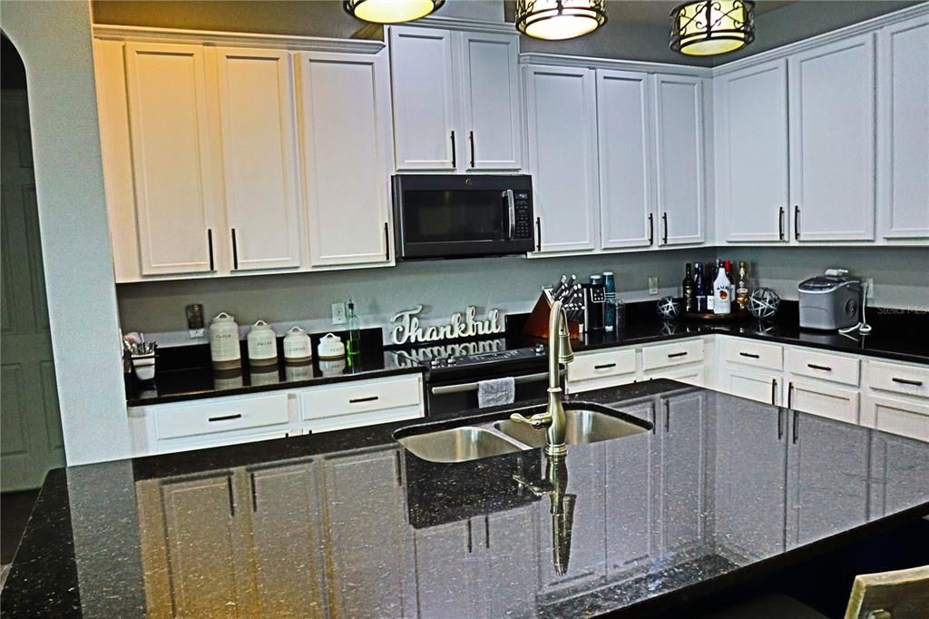 For Sale: $605,300 (4 beds, 3 baths, 2623 Square Feet)