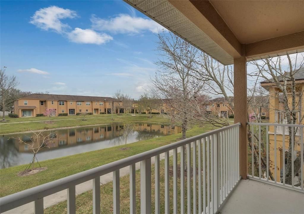 For Rent: $2,190 (3 beds, 2 baths, 1409 Square Feet)