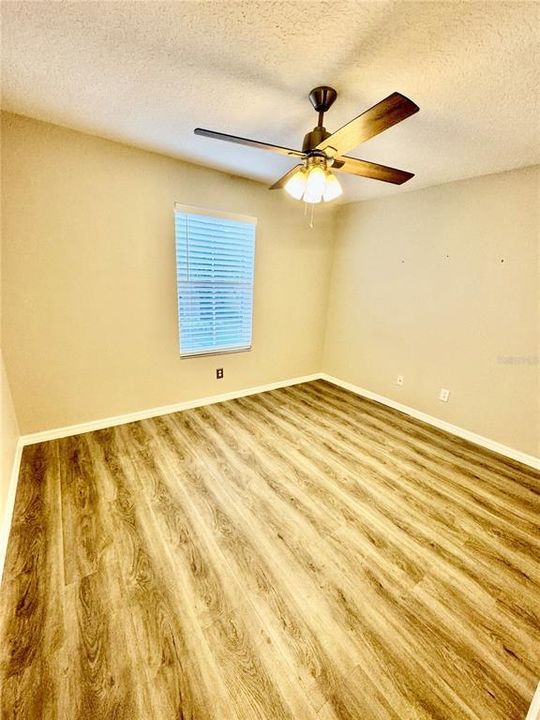 For Rent: $2,190 (3 beds, 2 baths, 1409 Square Feet)