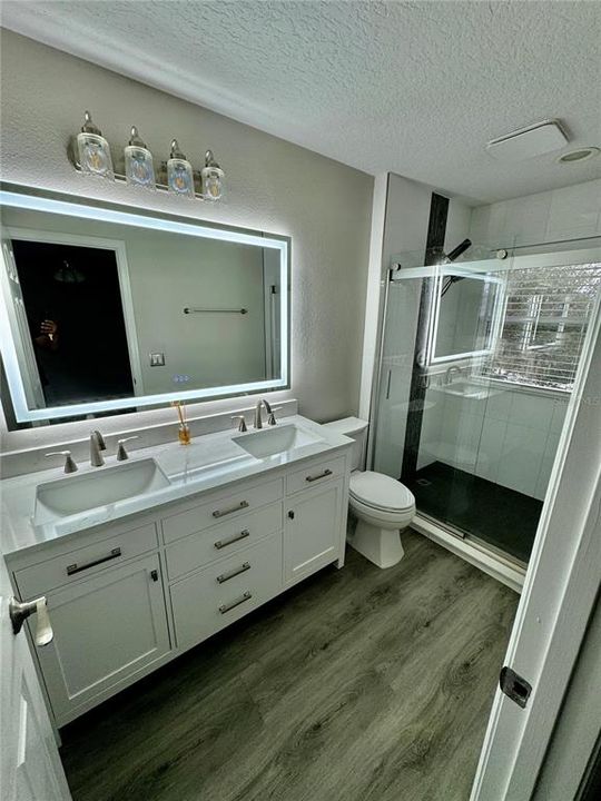 For Rent: $2,190 (3 beds, 2 baths, 1409 Square Feet)