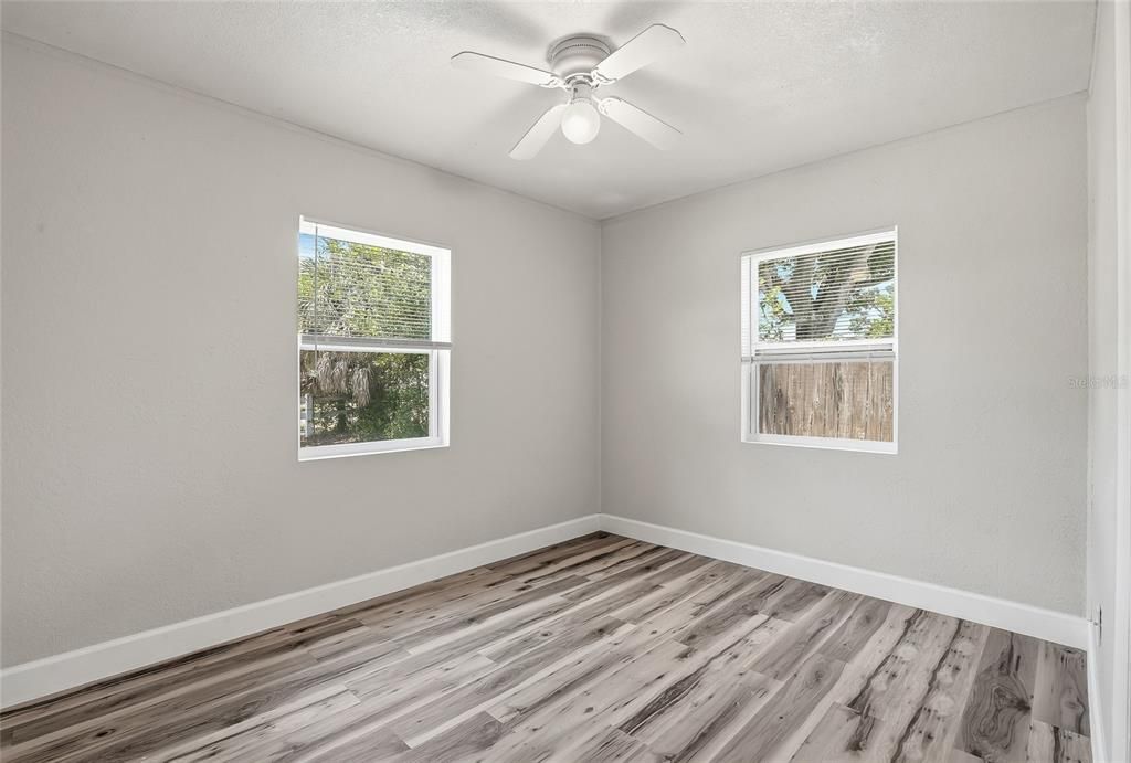 For Sale: $335,000 (3 beds, 2 baths, 1188 Square Feet)
