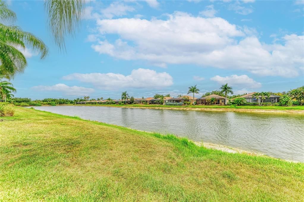 For Sale: $549,990 (3 beds, 3 baths, 2048 Square Feet)
