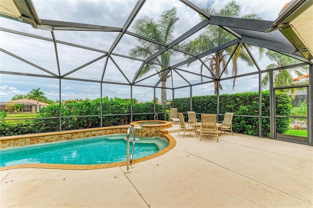 For Sale: $549,990 (3 beds, 3 baths, 2048 Square Feet)