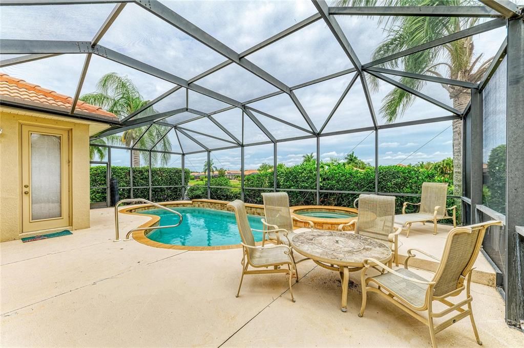 For Sale: $549,990 (3 beds, 3 baths, 2048 Square Feet)