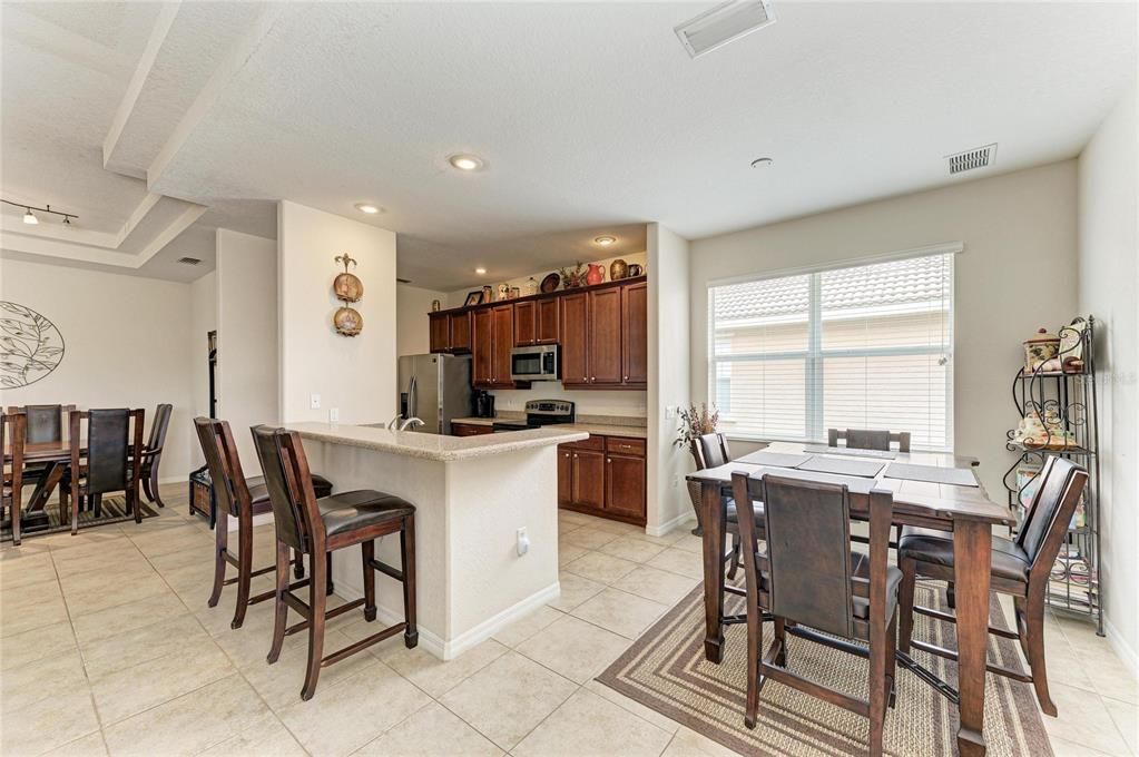 For Sale: $549,990 (3 beds, 3 baths, 2048 Square Feet)
