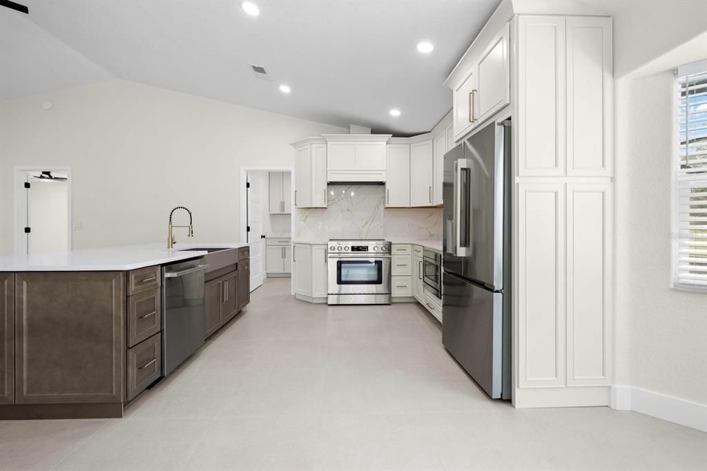 En Venta: $545,000 (2 camas, 2 baños, 1500 Pies cuadrados)