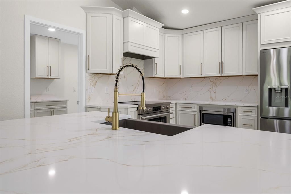 En Venta: $545,000 (2 camas, 2 baños, 1500 Pies cuadrados)