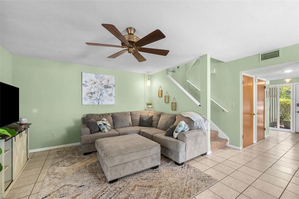 For Sale: $224,000 (3 beds, 2 baths, 1615 Square Feet)