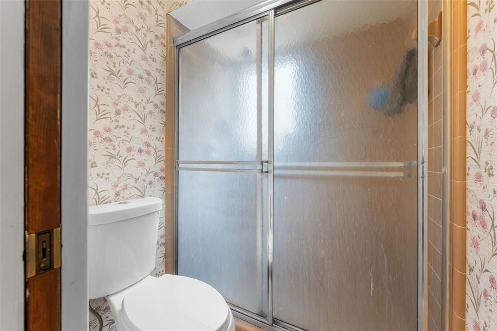 For Sale: $224,000 (3 beds, 2 baths, 1615 Square Feet)