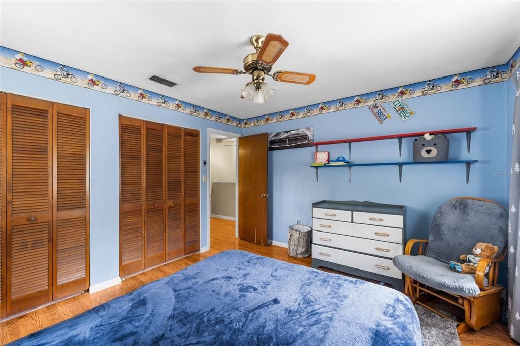 For Sale: $224,000 (3 beds, 2 baths, 1615 Square Feet)