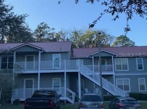 Recently Rented: $1,350 (2 beds, 2 baths, 800 Square Feet)