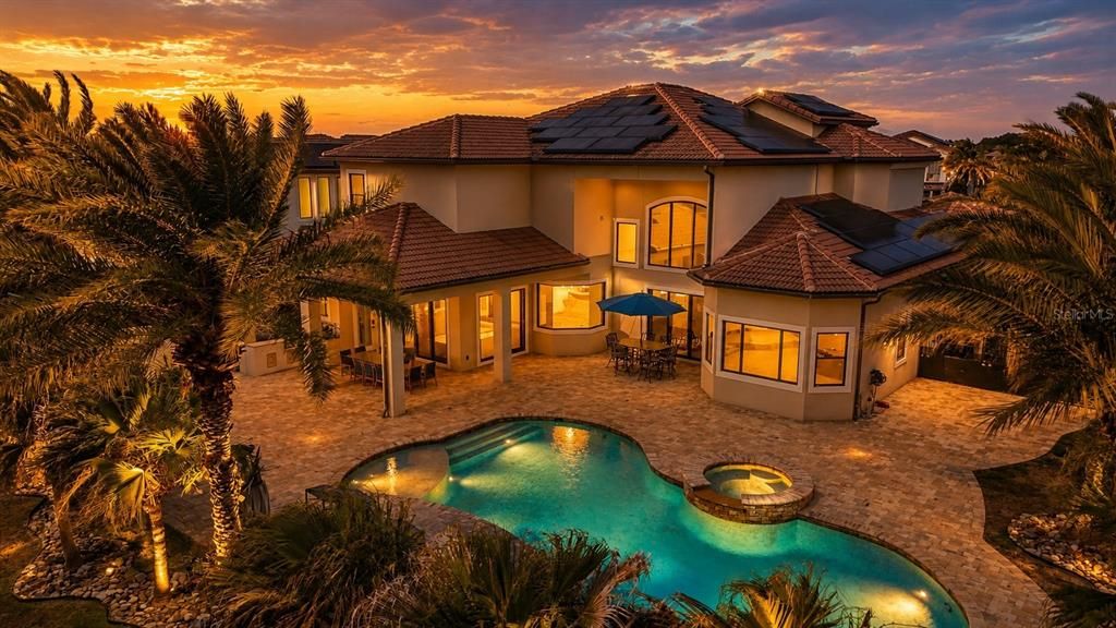На продажу: $2,899,000 (7 спален, 4 ванн, 5122 Квадратных фут)