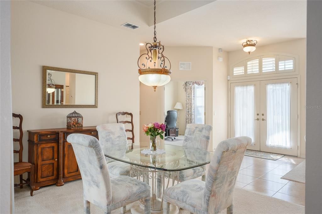 En Venta: $599,900 (4 camas, 4 baños, 3054 Pies cuadrados)