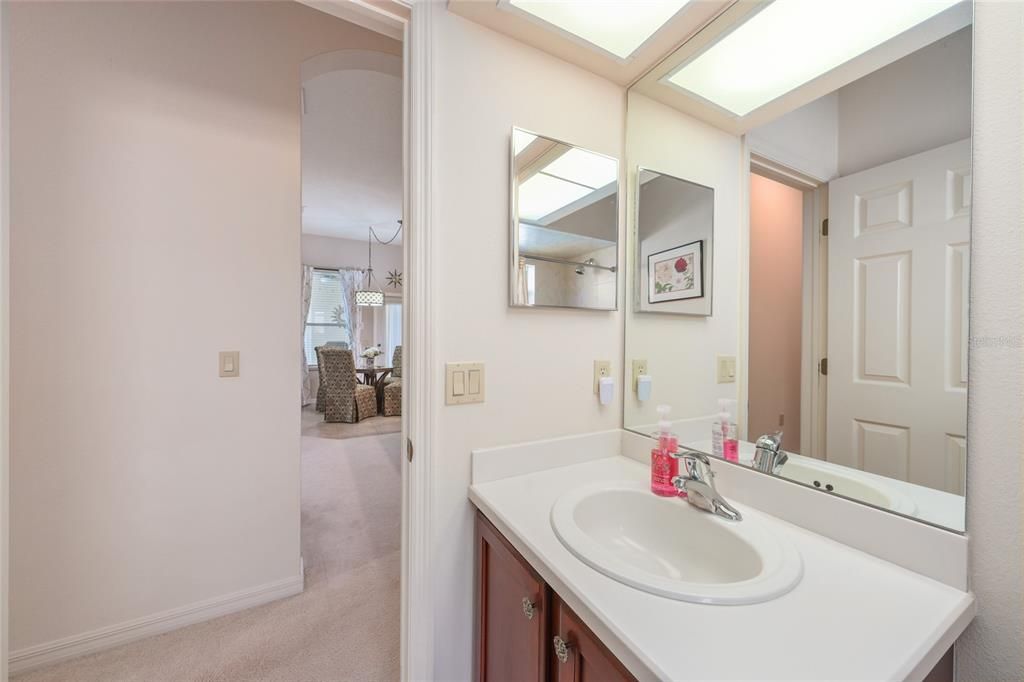 En Venta: $599,900 (4 camas, 4 baños, 3054 Pies cuadrados)