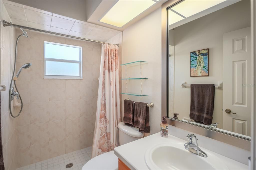 En Venta: $599,900 (4 camas, 4 baños, 3054 Pies cuadrados)