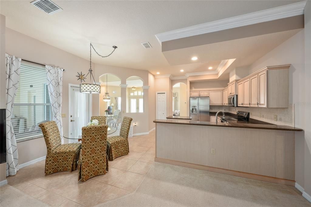 En Venta: $599,900 (4 camas, 4 baños, 3054 Pies cuadrados)